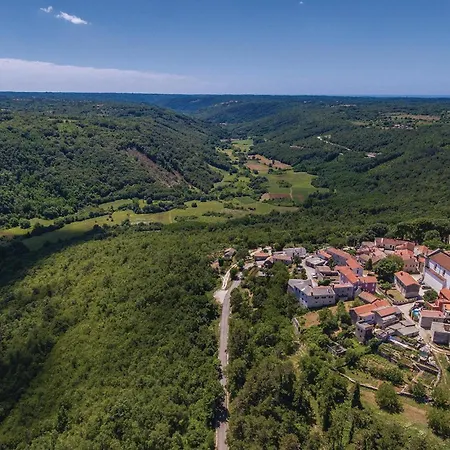 1 Bedroom Stunning In * Muntrilj