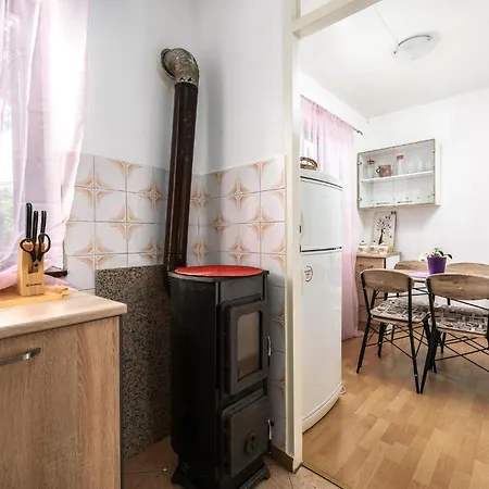 1 Bedroom Stunning In