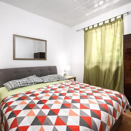 Дом отдыха 1 Bedroom Stunning In *